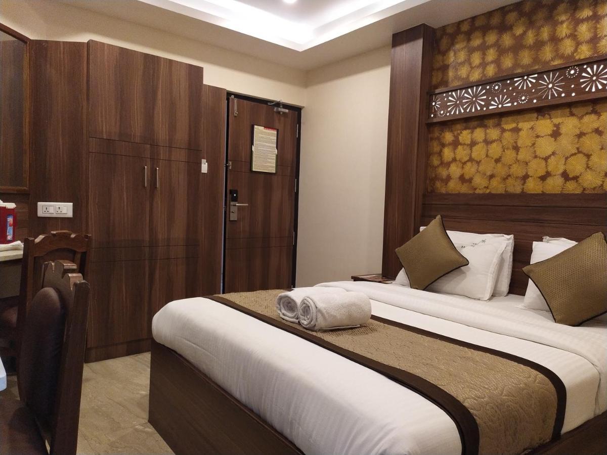 Hotel White Puducherry Buitenkant foto
