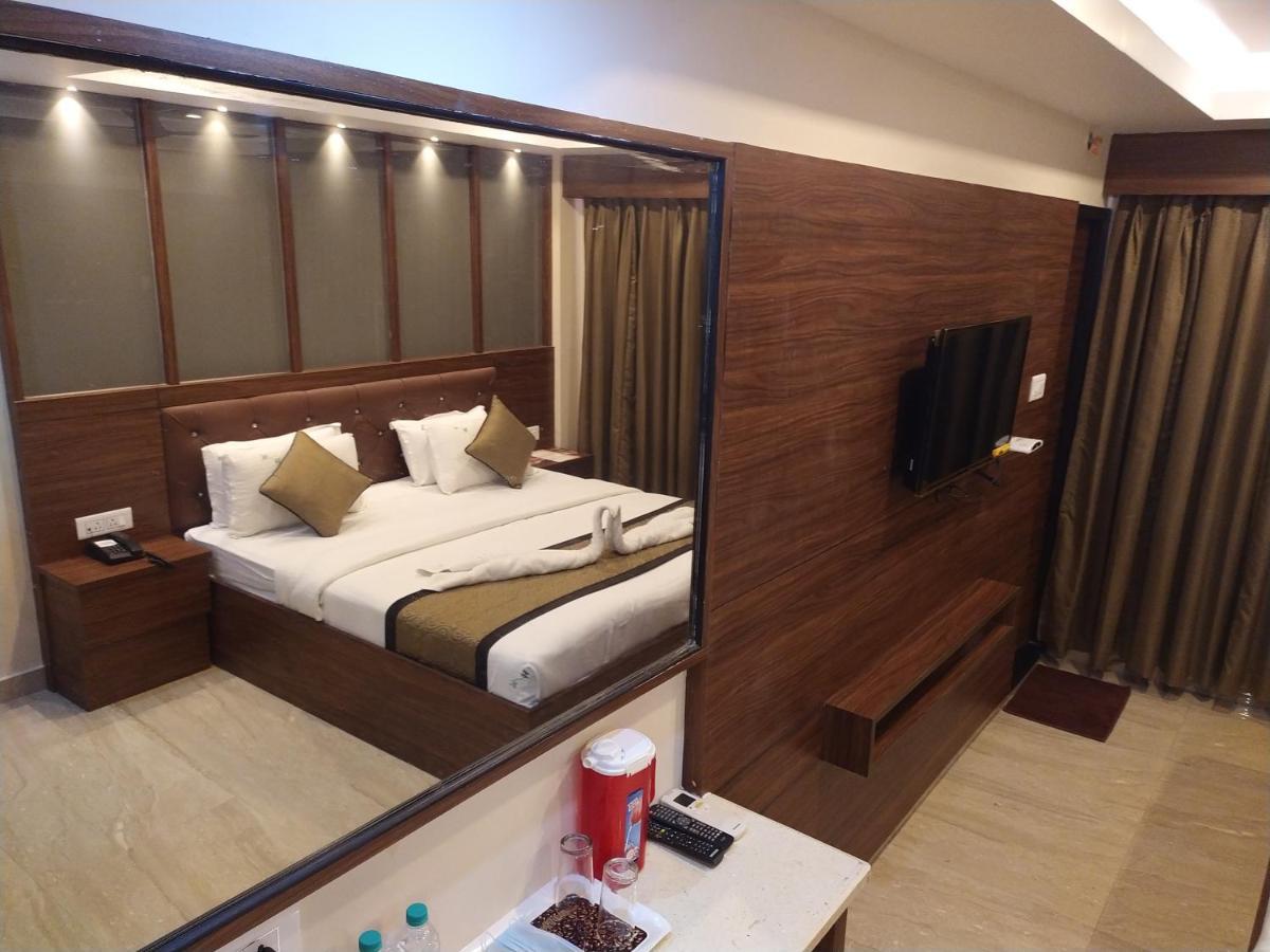 Hotel White Puducherry Buitenkant foto
