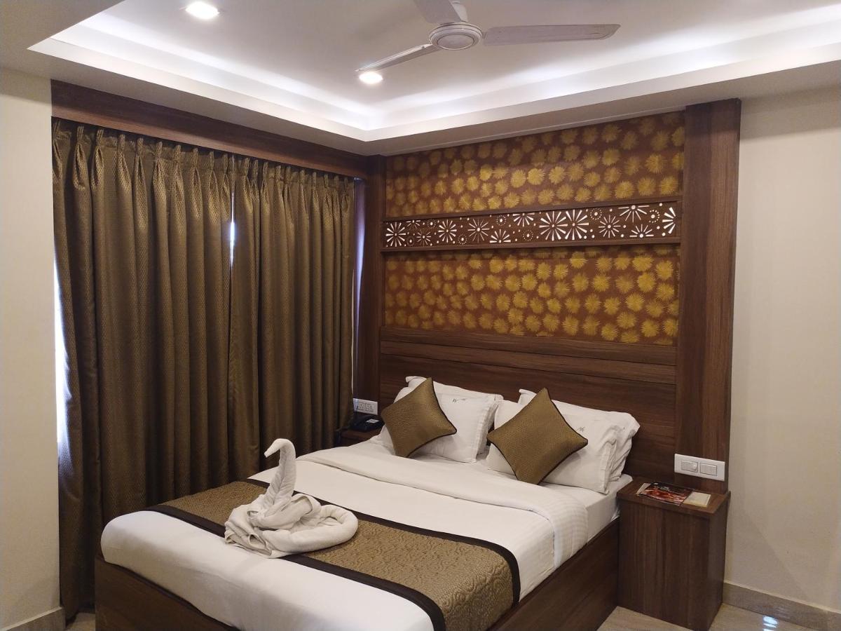 Hotel White Puducherry Buitenkant foto