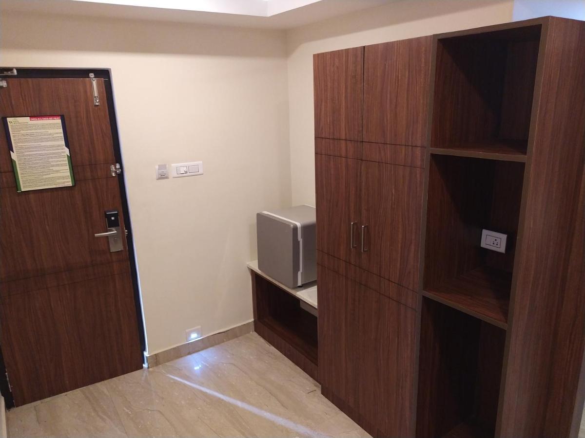 Hotel White Puducherry Buitenkant foto
