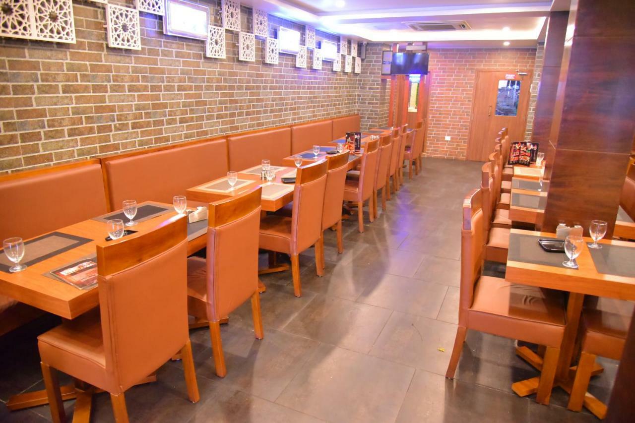 Hotel White Puducherry Buitenkant foto