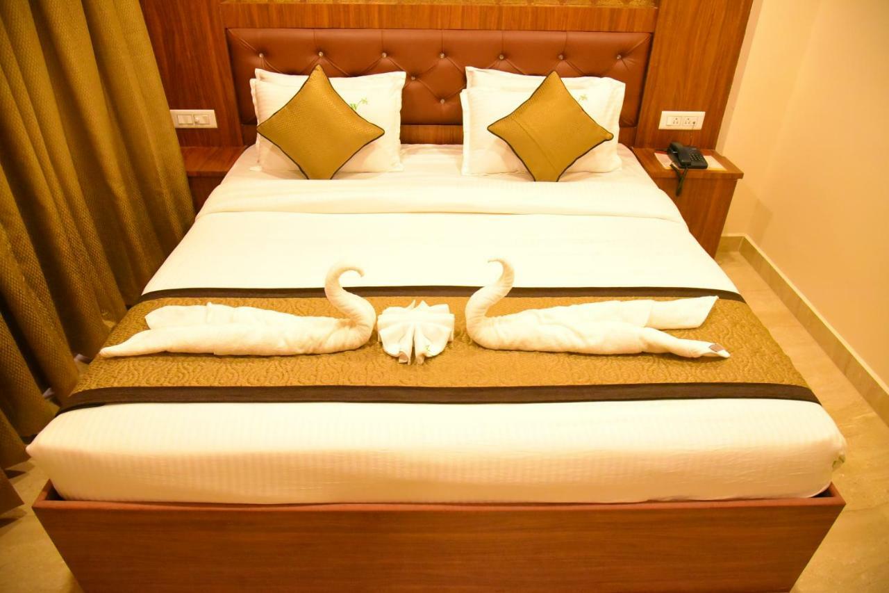 Hotel White Puducherry Buitenkant foto