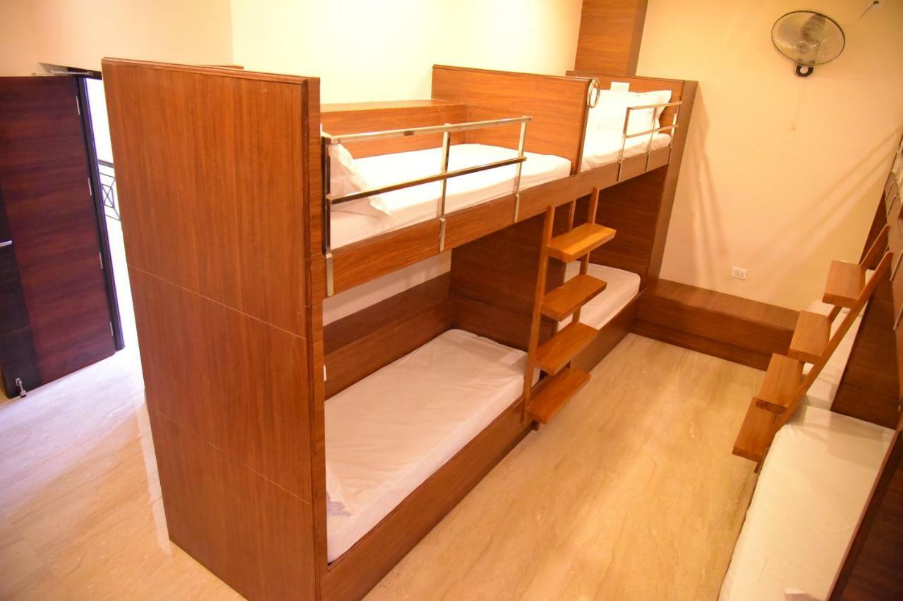 Hotel White Puducherry Buitenkant foto