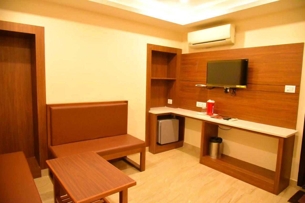 Hotel White Puducherry Buitenkant foto